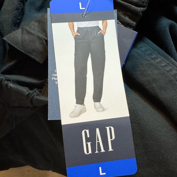 Gap Twill Cargo Pants - Picture 6 of 7
